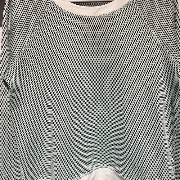 COS Women’s Mesh-Knit Top Light Green Sz S - Picture 11 of 11